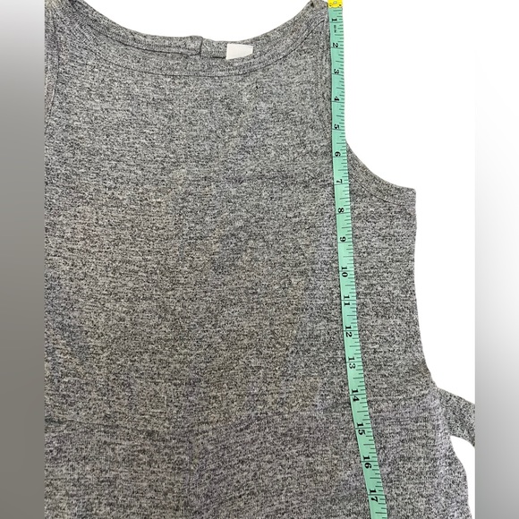 Gap soft spun grey marle women's sleeveless wide leg romper size M - Picture 7 of 9